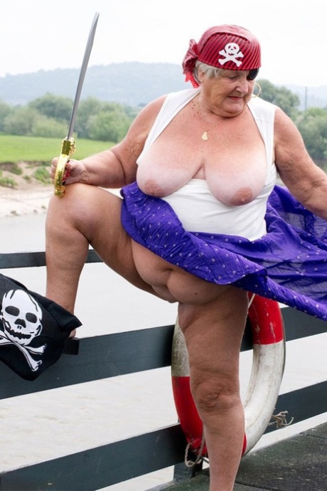 chubby old brazila woman fuck big cock