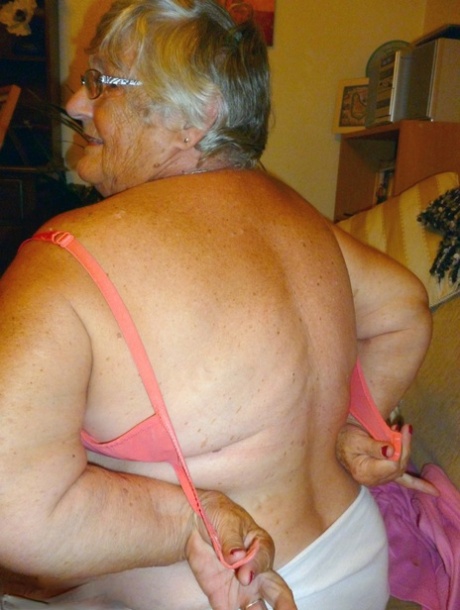 granny twirking on a dick