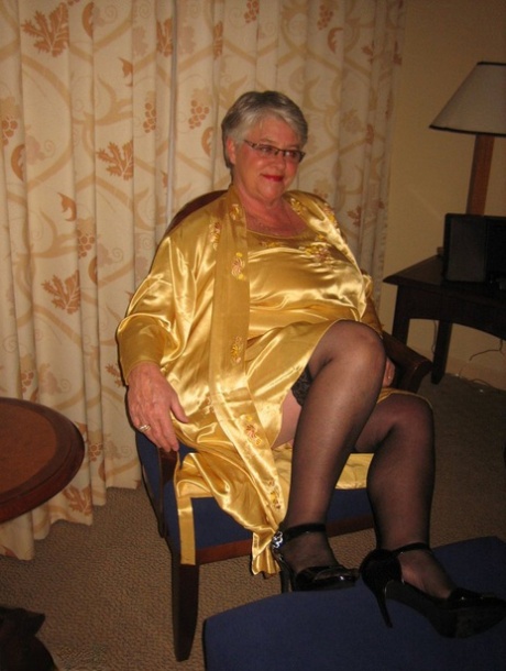 real phat pussy granny