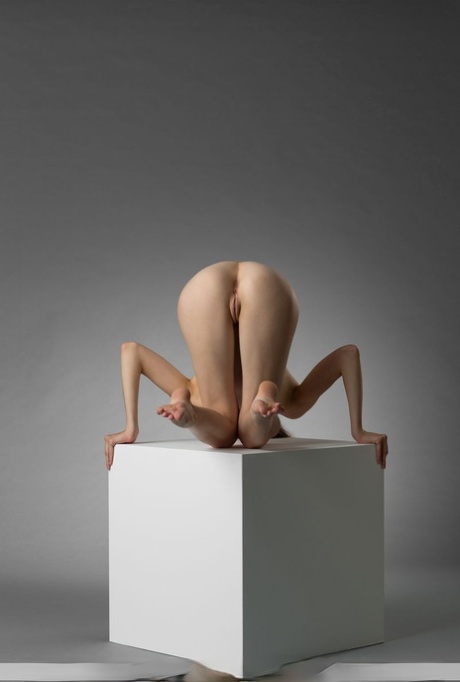 Ola Rudik nude gallery