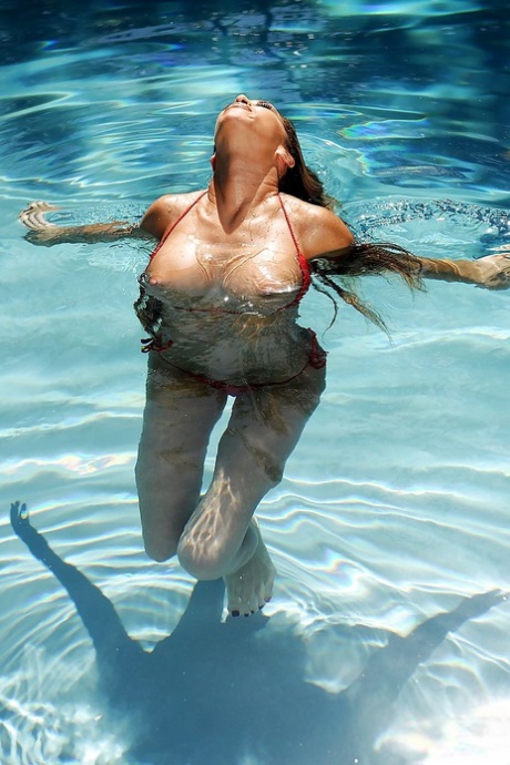 Kayla Carrera nude gallery