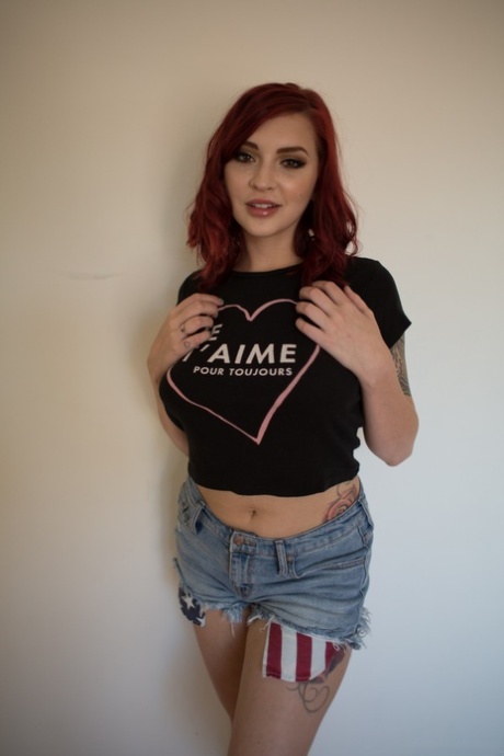 Amber Ivy porno pic