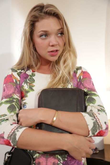 Jessie Andrews hot pic