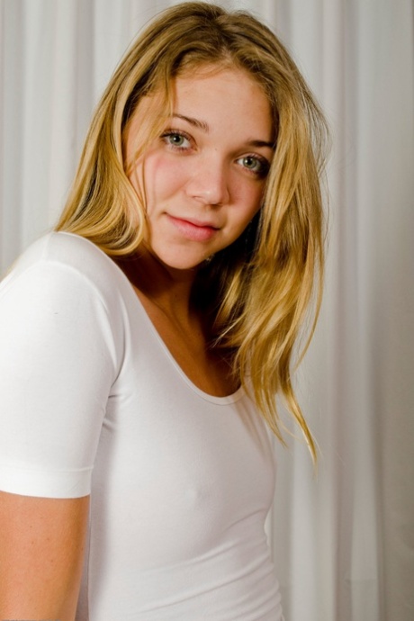 Jessie Andrews porn pics