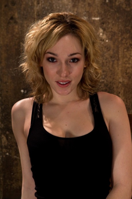 Lily LaBeau free photos